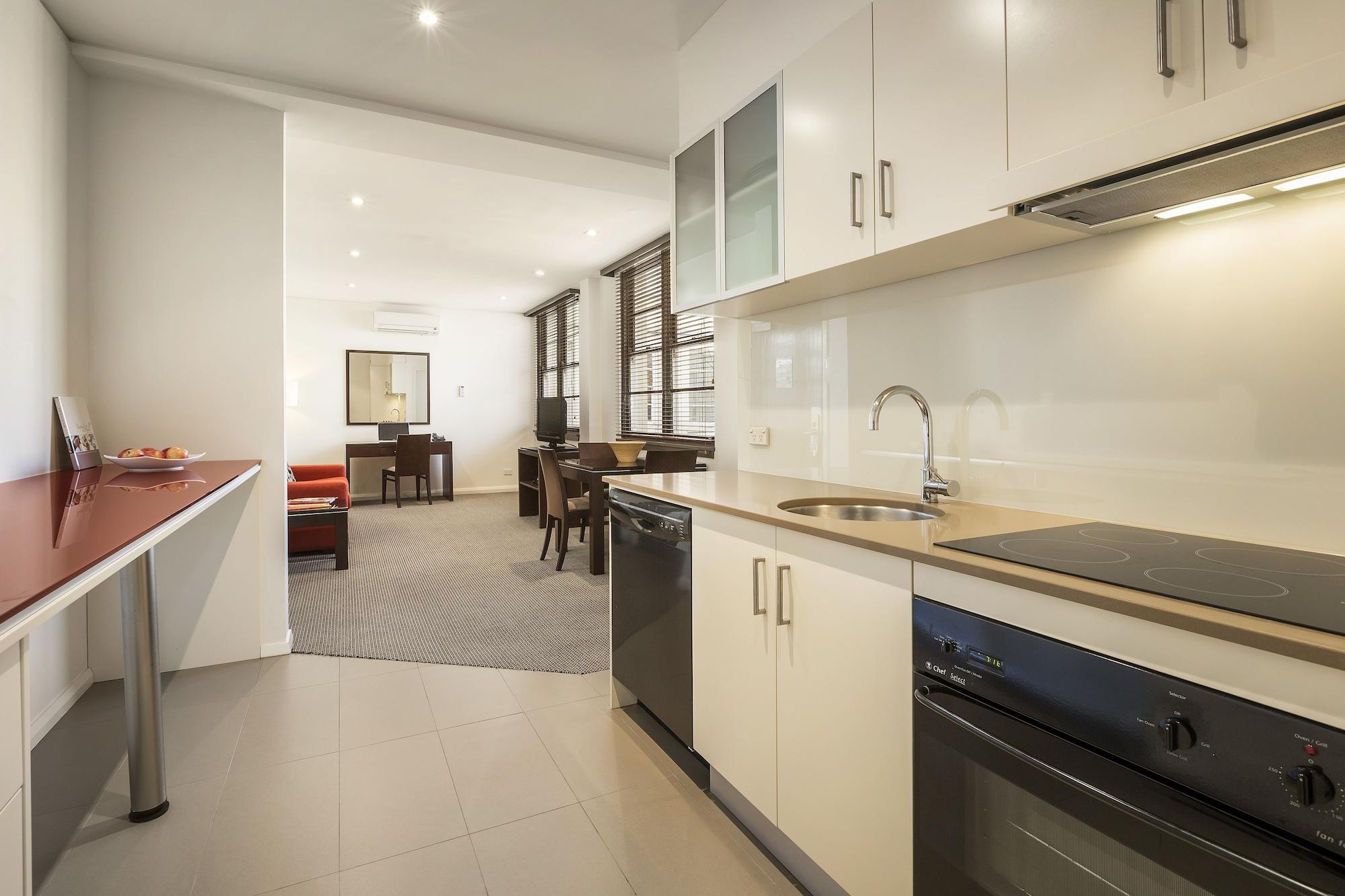 Quest Canberra Luaran gambar